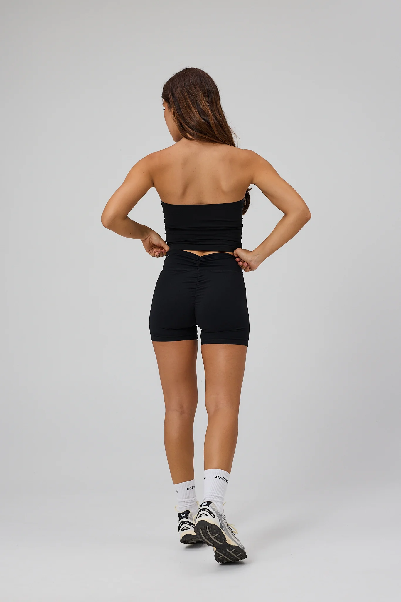Luna Scrunch Shorts - Black