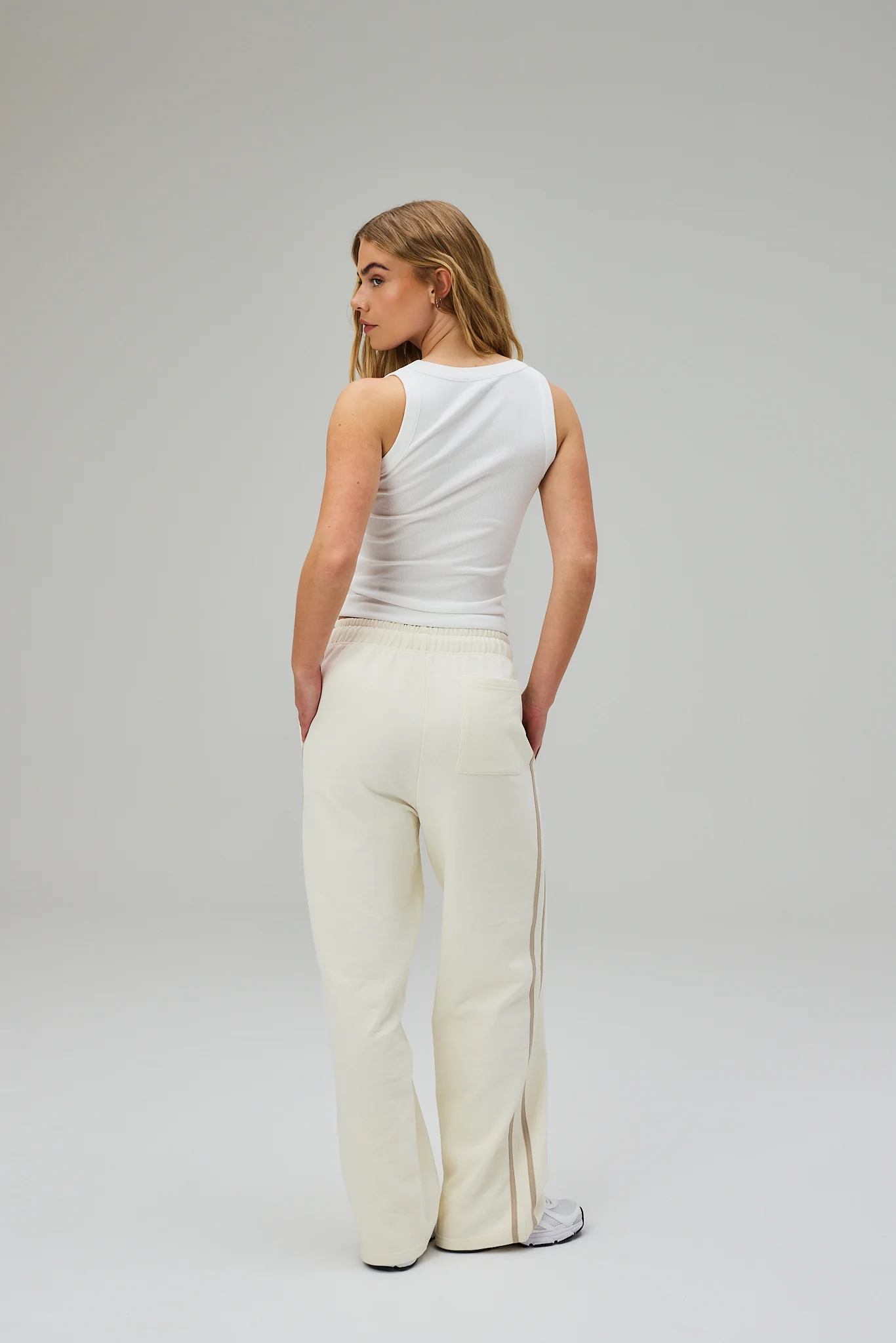 Straight Leg Sweatpants - Off White - Image 4